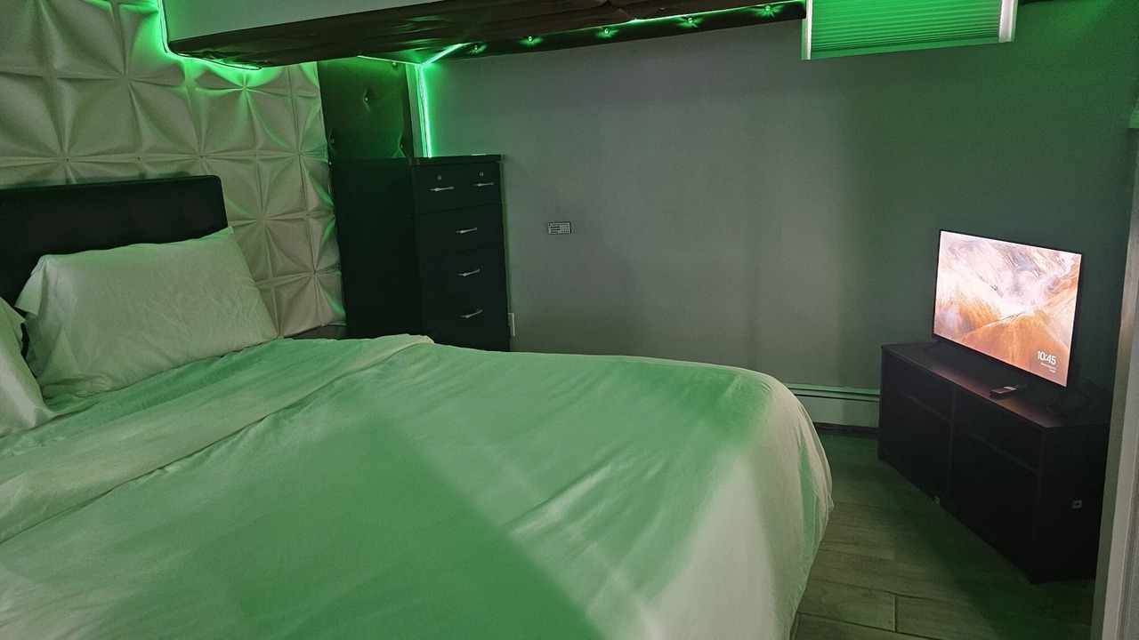 Photo of Bedroom in Hempstead