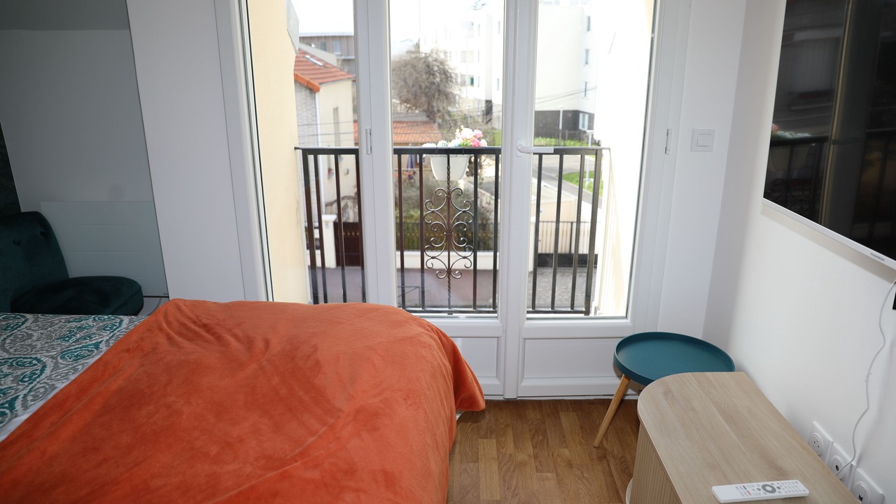 Photo of Bedroom in Le Bourget