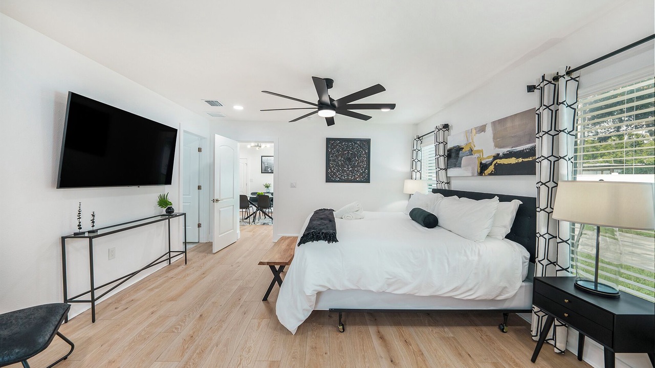 Photo of Bedroom in Greater Pinellas Point