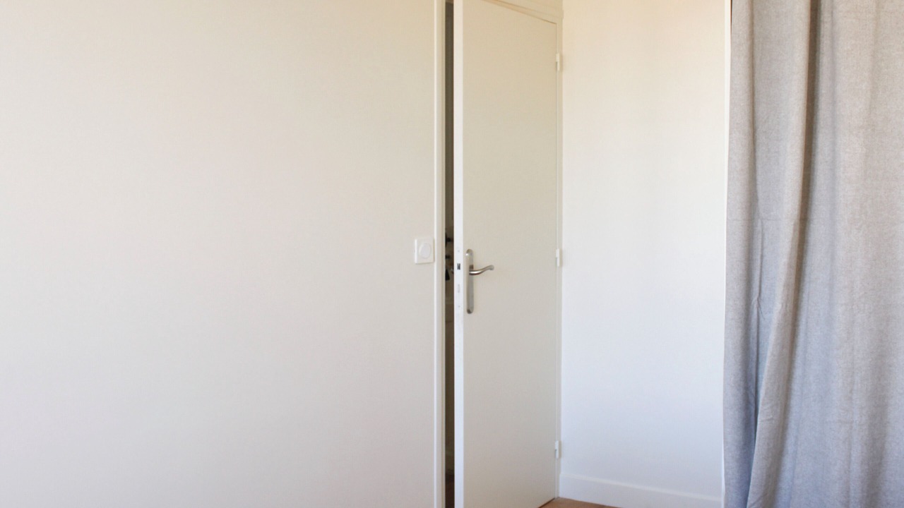 Photo of Bedroom in Saint-Ouen