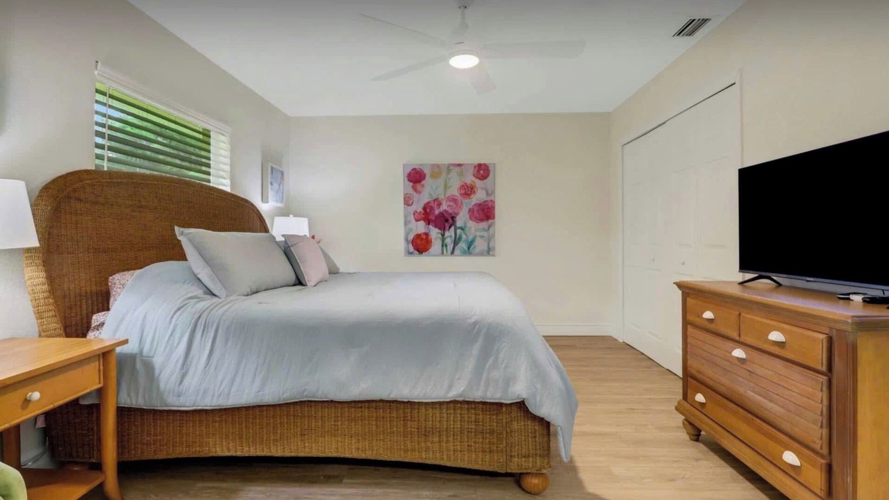 Photo of Bedroom in Emerald Pines