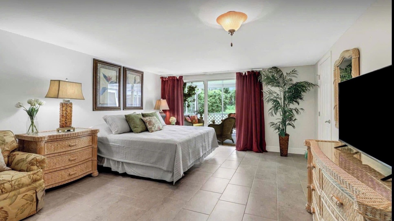Photo of Bedroom in Emerald Pines