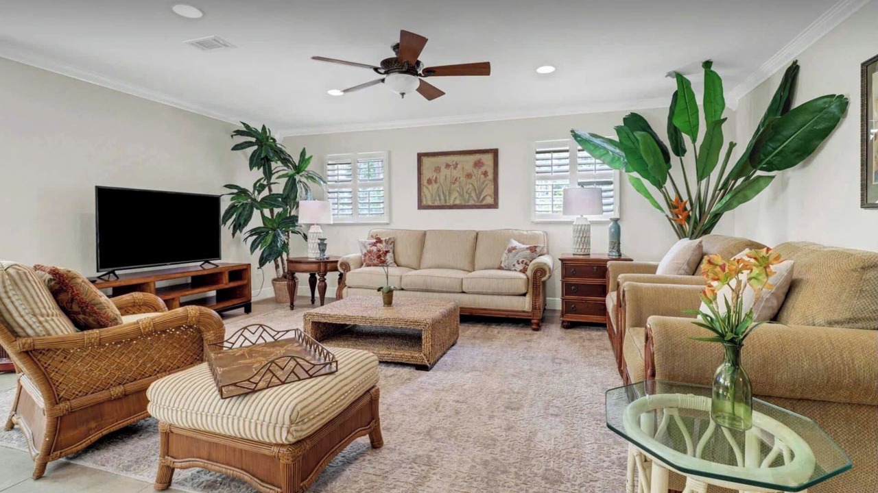 Photo of Livingroom in Emerald Pines