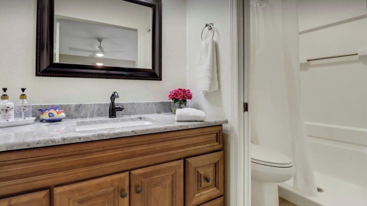 Photo of Bathroom in Emerald Pines
