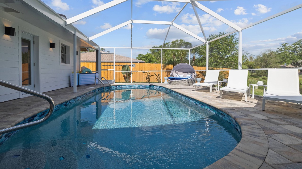 Photo of Outdoor in Embassy Hills
