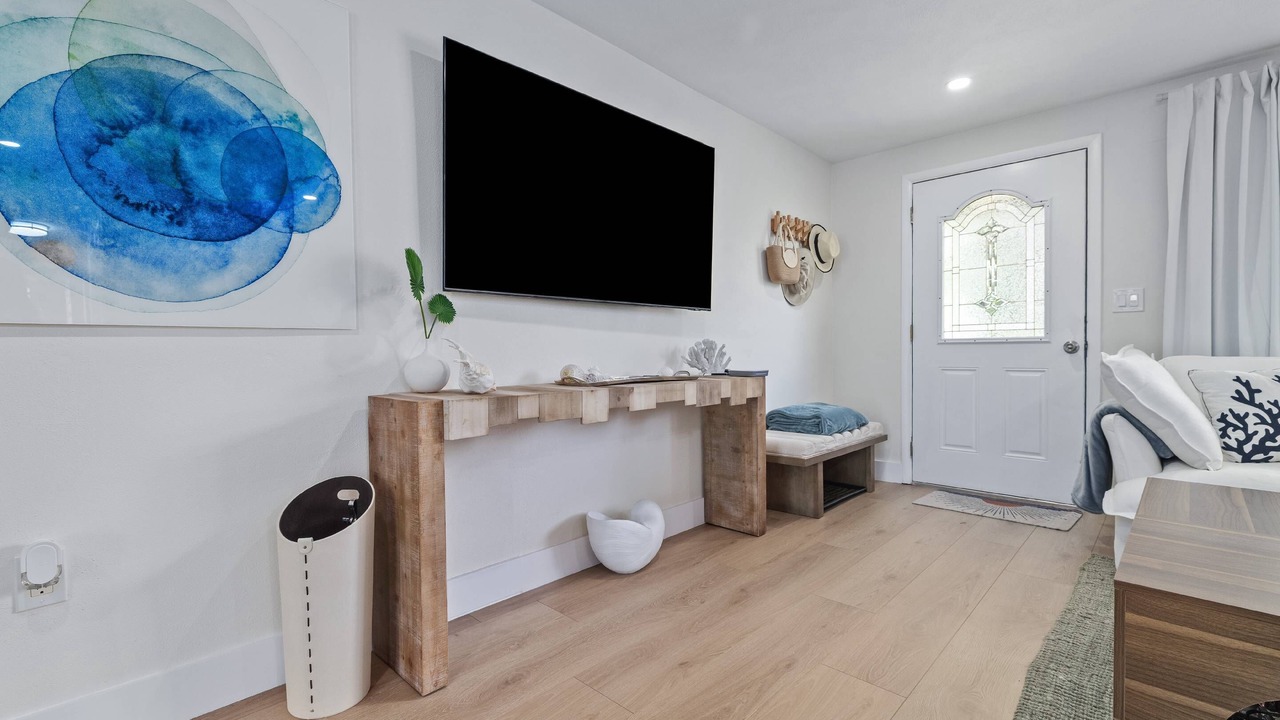 Photo of Bedroom in Embassy Hills
