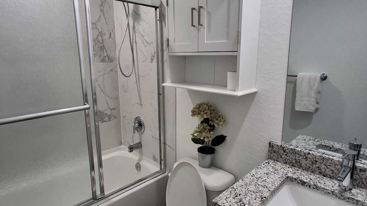 Photo of Bathroom in LaBelle