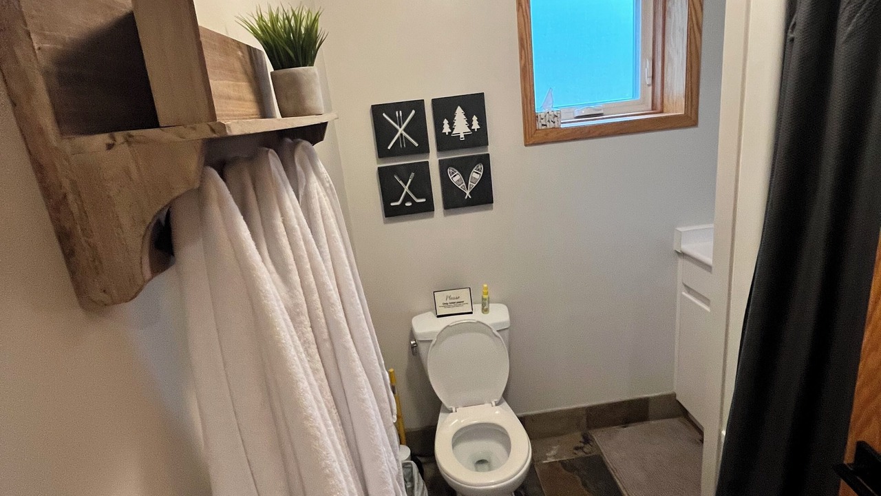 Photo of Bathroom in Flesherton