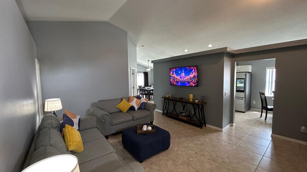 Photo of Livingroom in Florida Pines