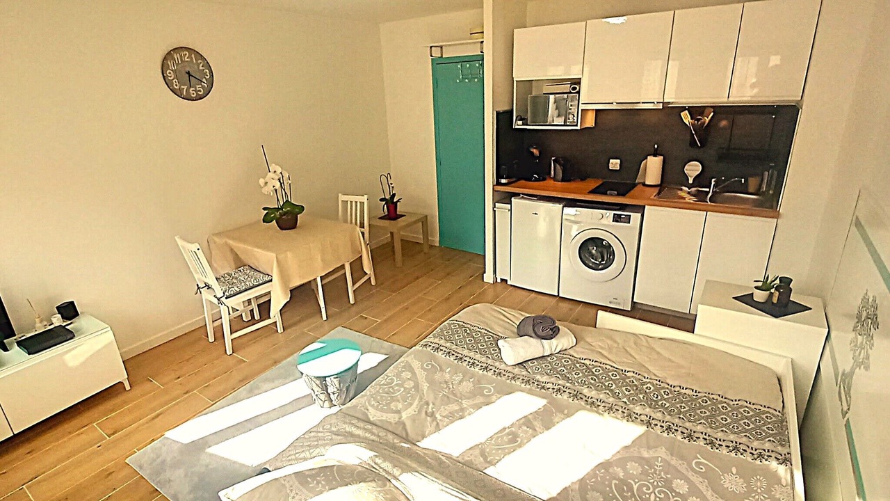 Photo of Bedroom in Tremblay-en-France