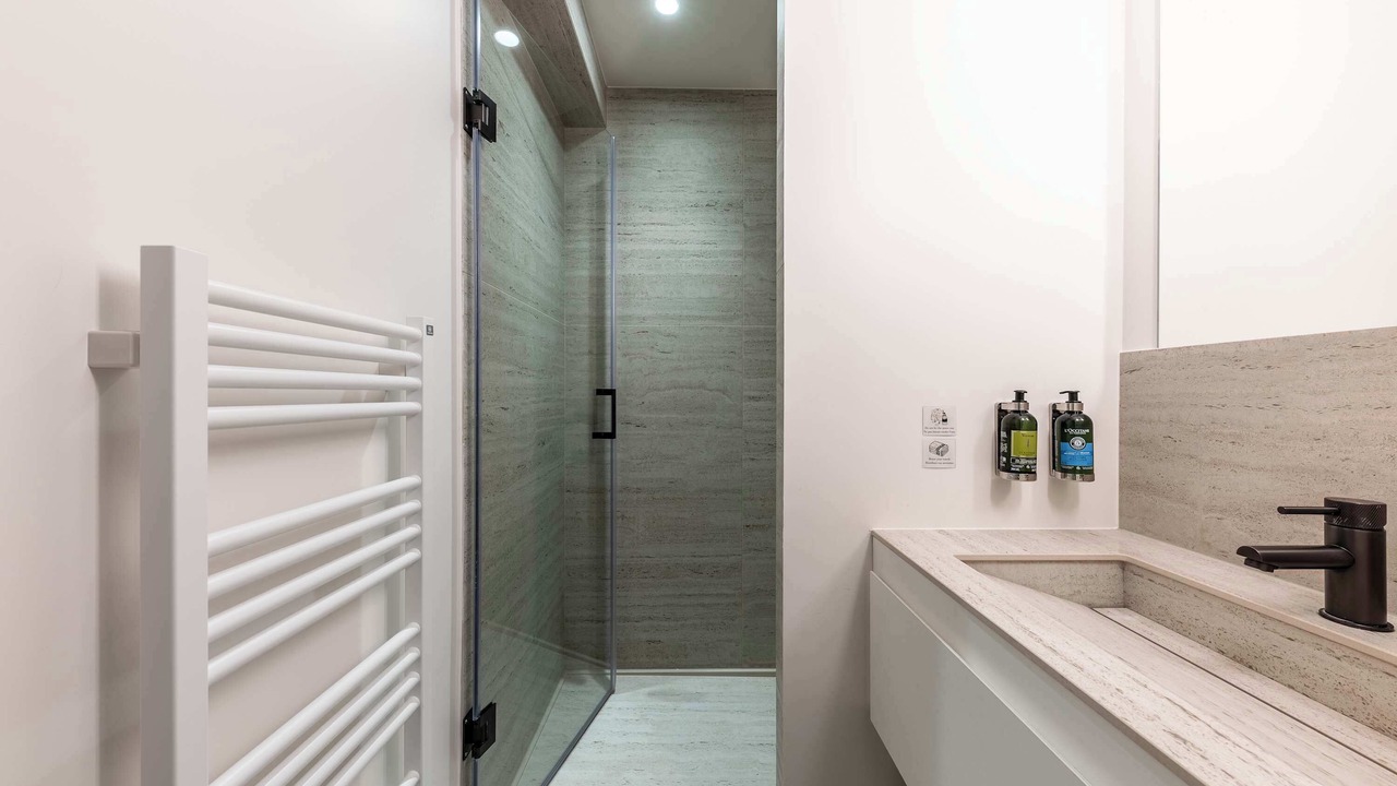 Photo of Bathroom in Chaussee-d'Antin