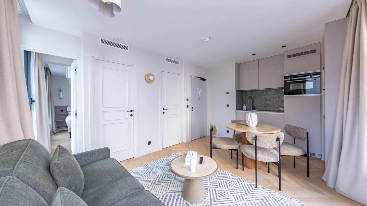 Photo of Livingroom in Chaussee-d'Antin