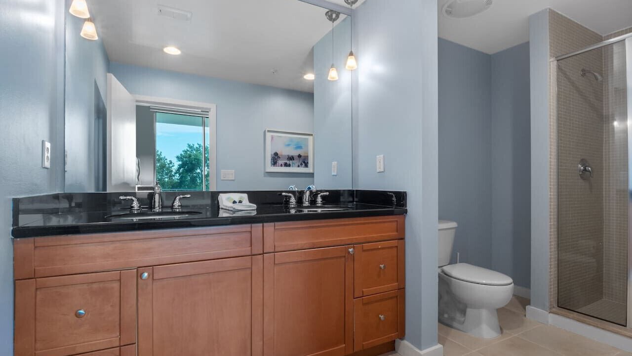 Photo of Bathroom in South Eola