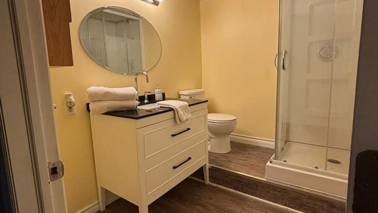 Photo of Bathroom in Tobermory