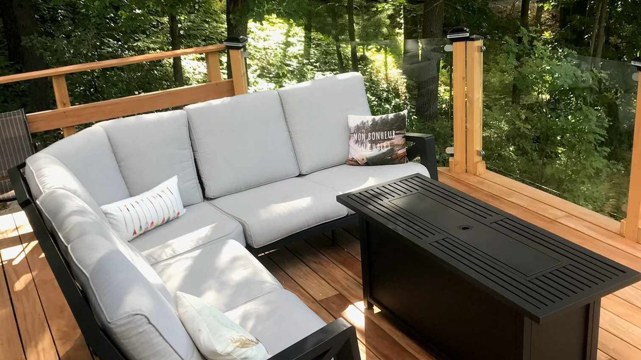 Photo of Patio Balcony in Muskoka Lakes