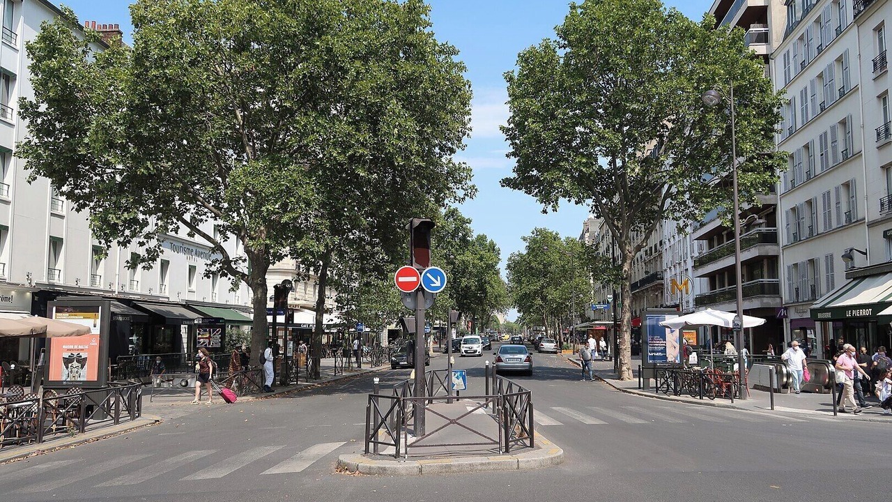 Photo of Others in Grenelle