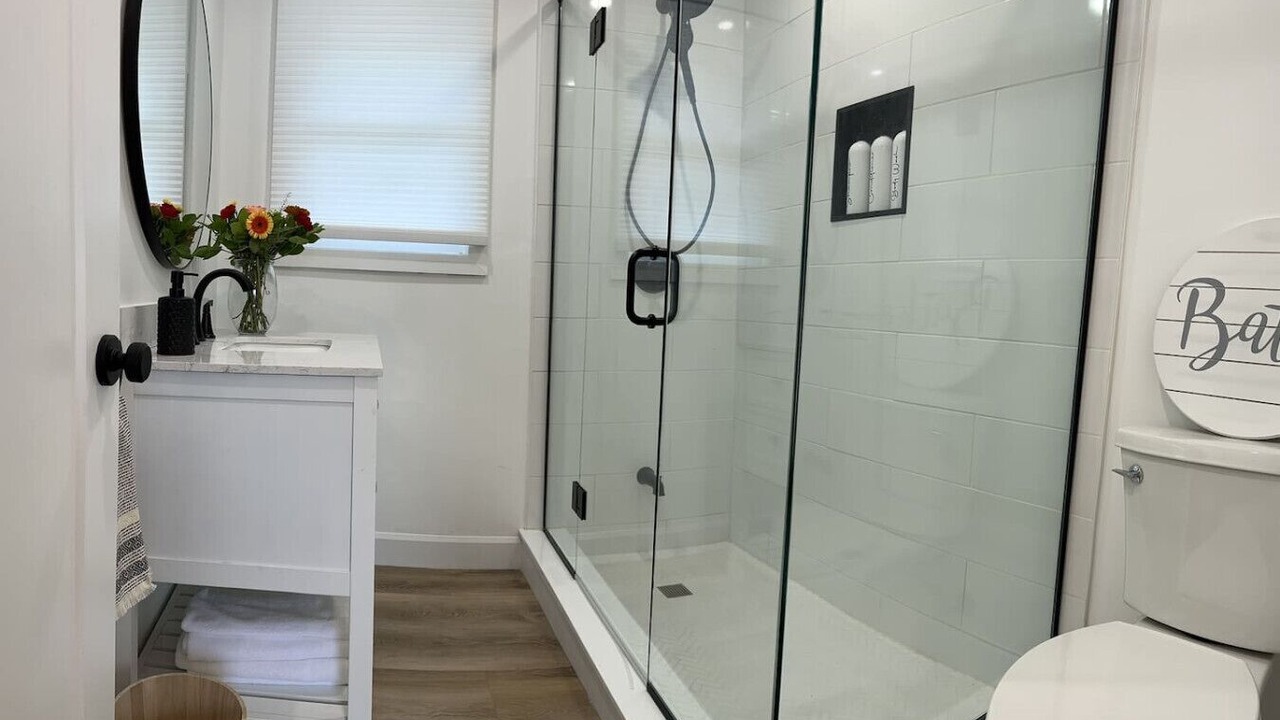 Photo of Bathroom in Gravenhurst