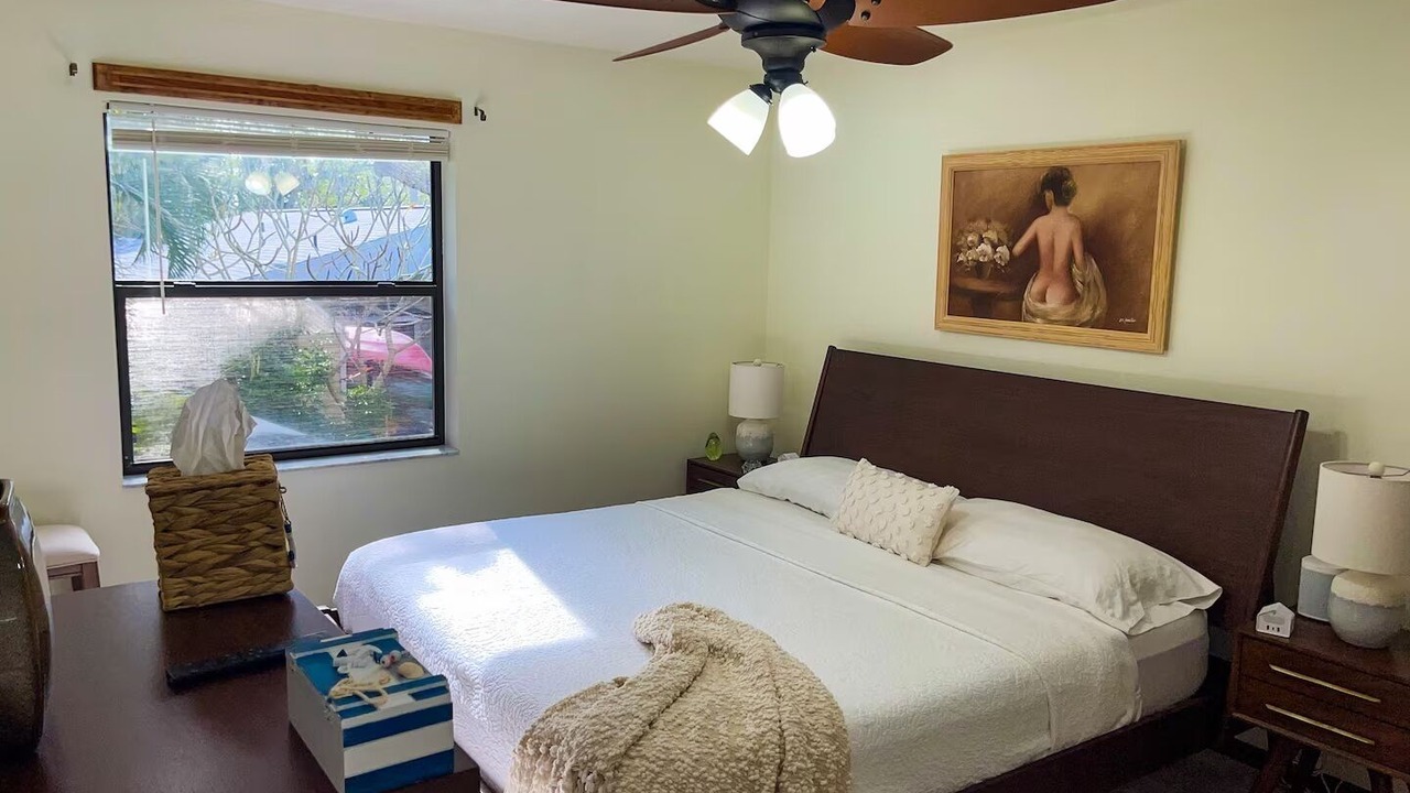Photo of Bedroom in Interchange Square