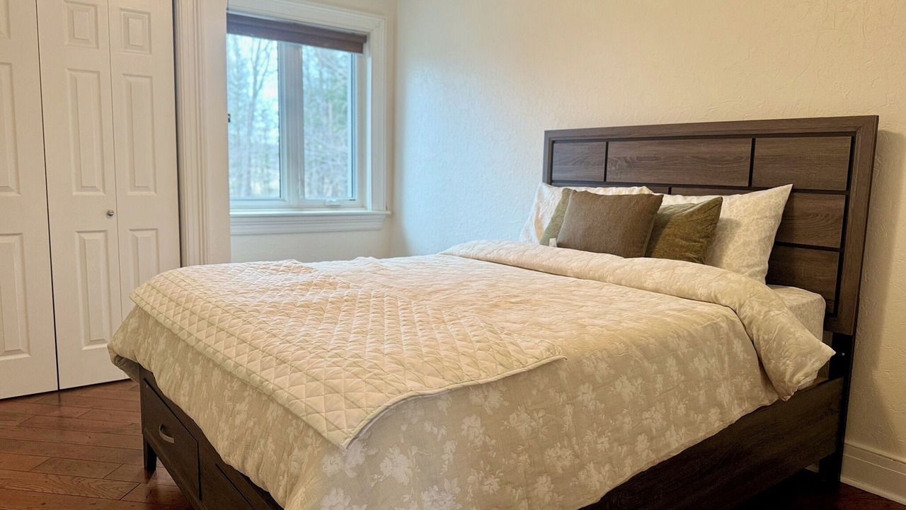 Photo of Bedroom in Milton
