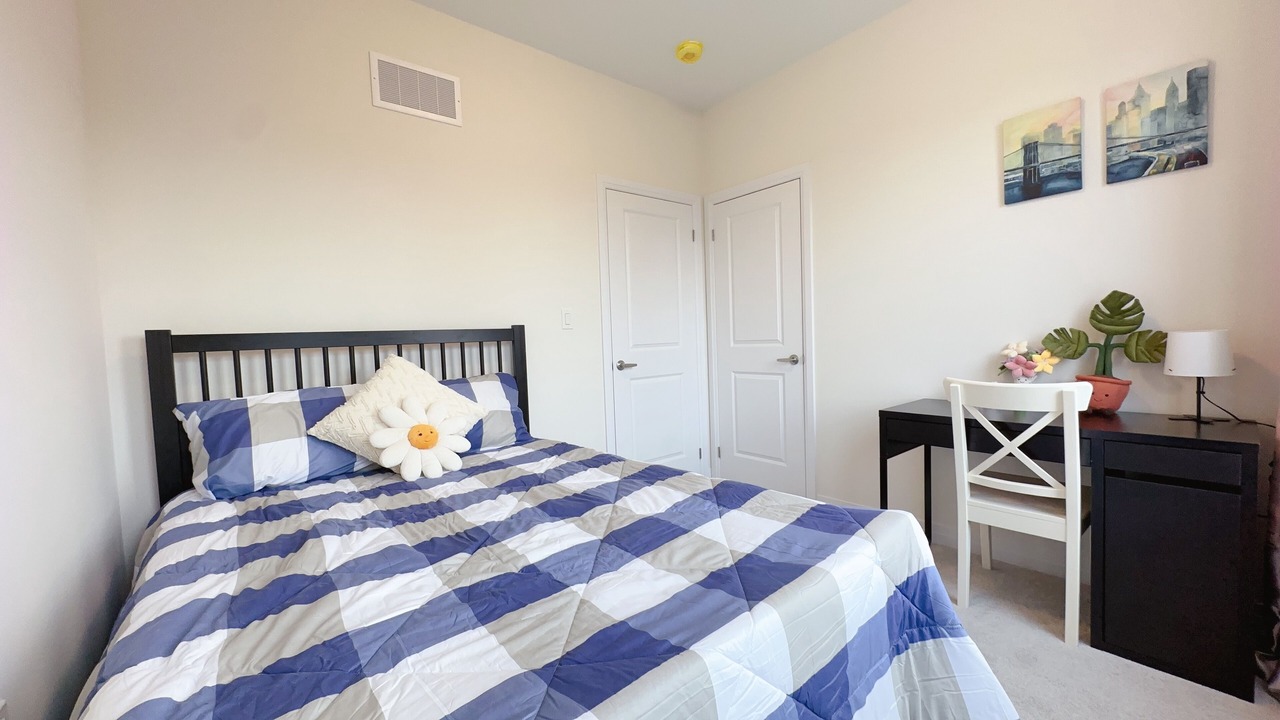 Photo of Bedroom in Richmond Hill