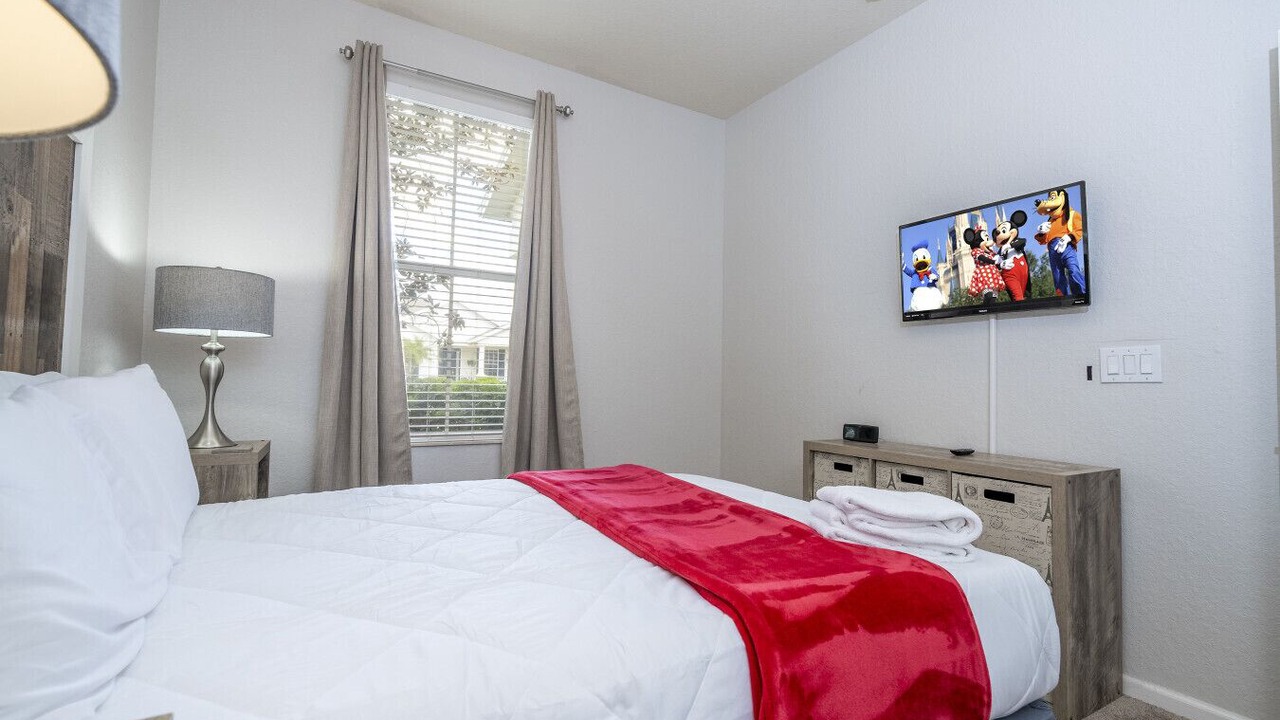 Photo of Bedroom in Trafalgar Village