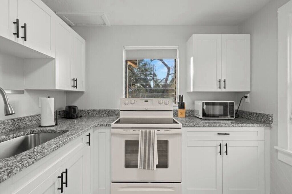 Photo of Kitchen in United Central