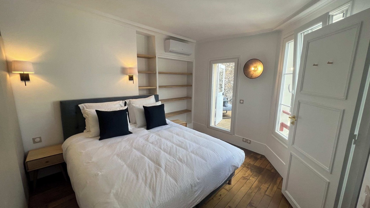 Photo of Bedroom in Chaussee-d'Antin