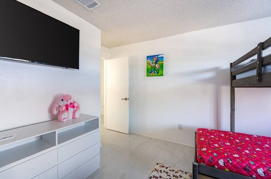 Photo of Bedroom in Buena Ventura Lakes