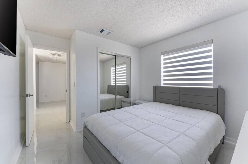 Photo of Bedroom in Buena Ventura Lakes