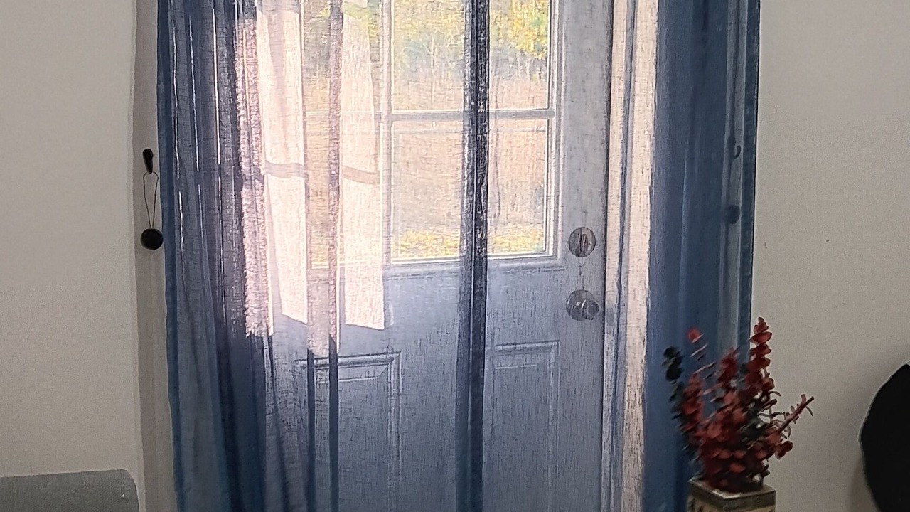 Photo of Livingroom in LaBelle