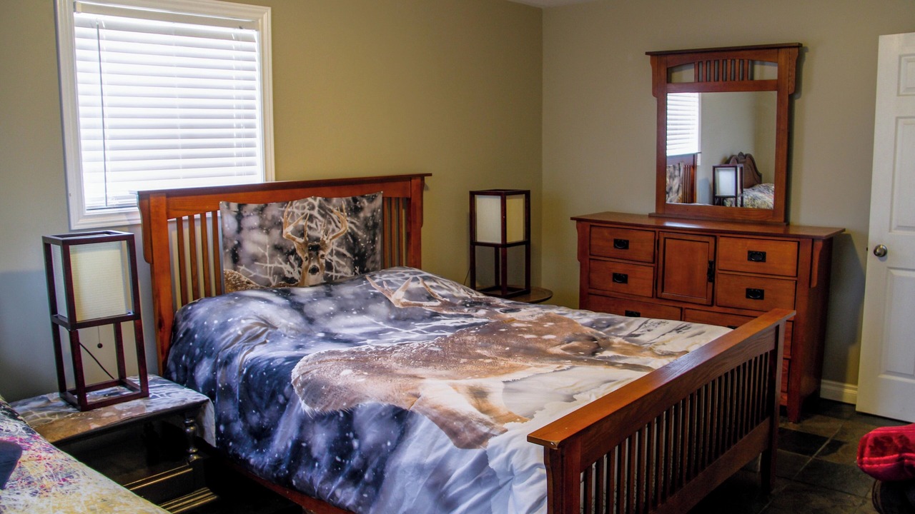 Photo of Bedroom in Miller Lake