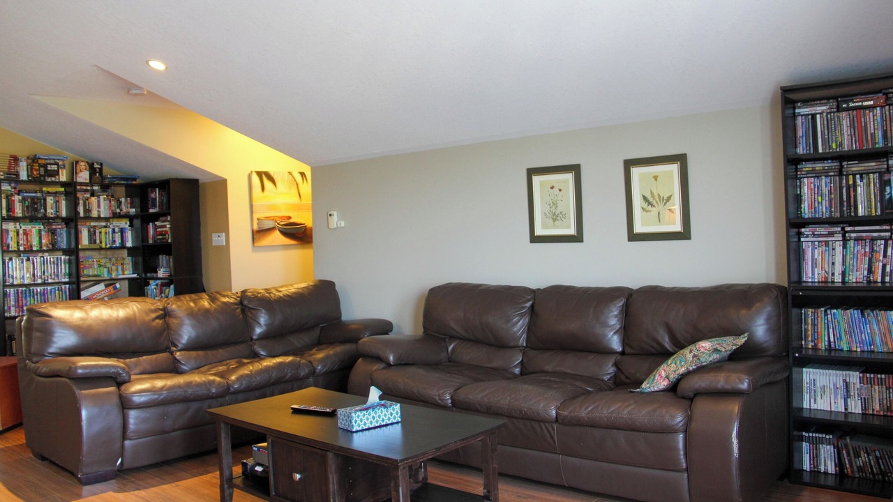 Photo of Livingroom in Miller Lake