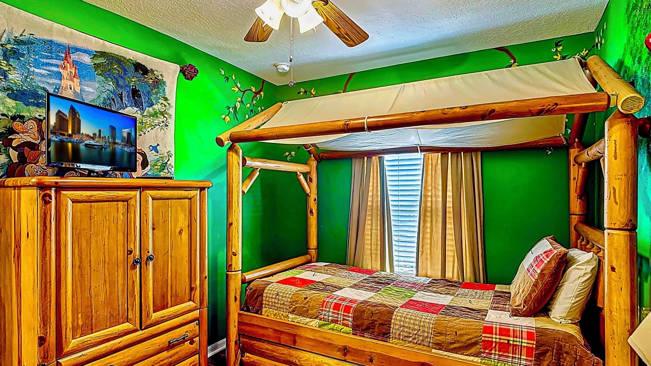 Photo of Bedroom in Sandy Ridge