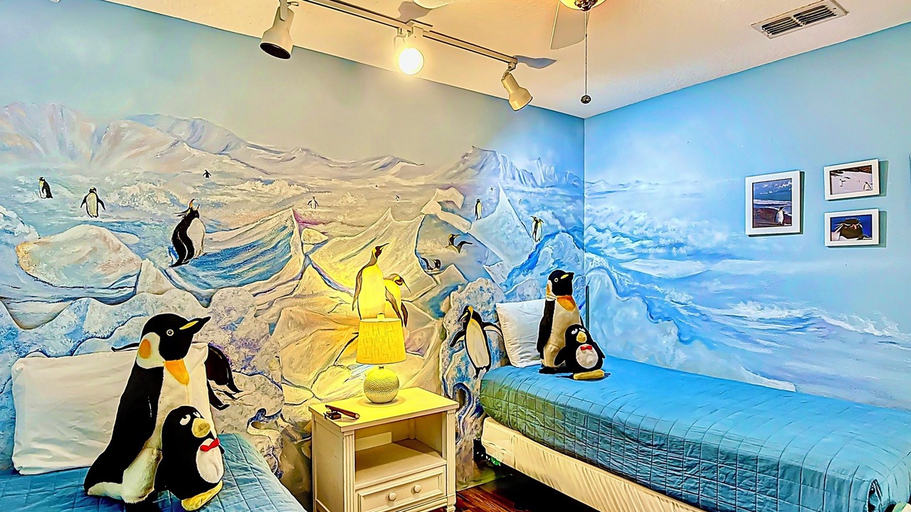 Photo of Bedroom in Sandy Ridge