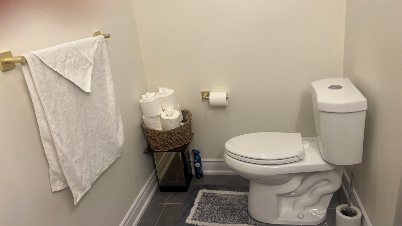 Photo of Bathroom in East Gwillimbury