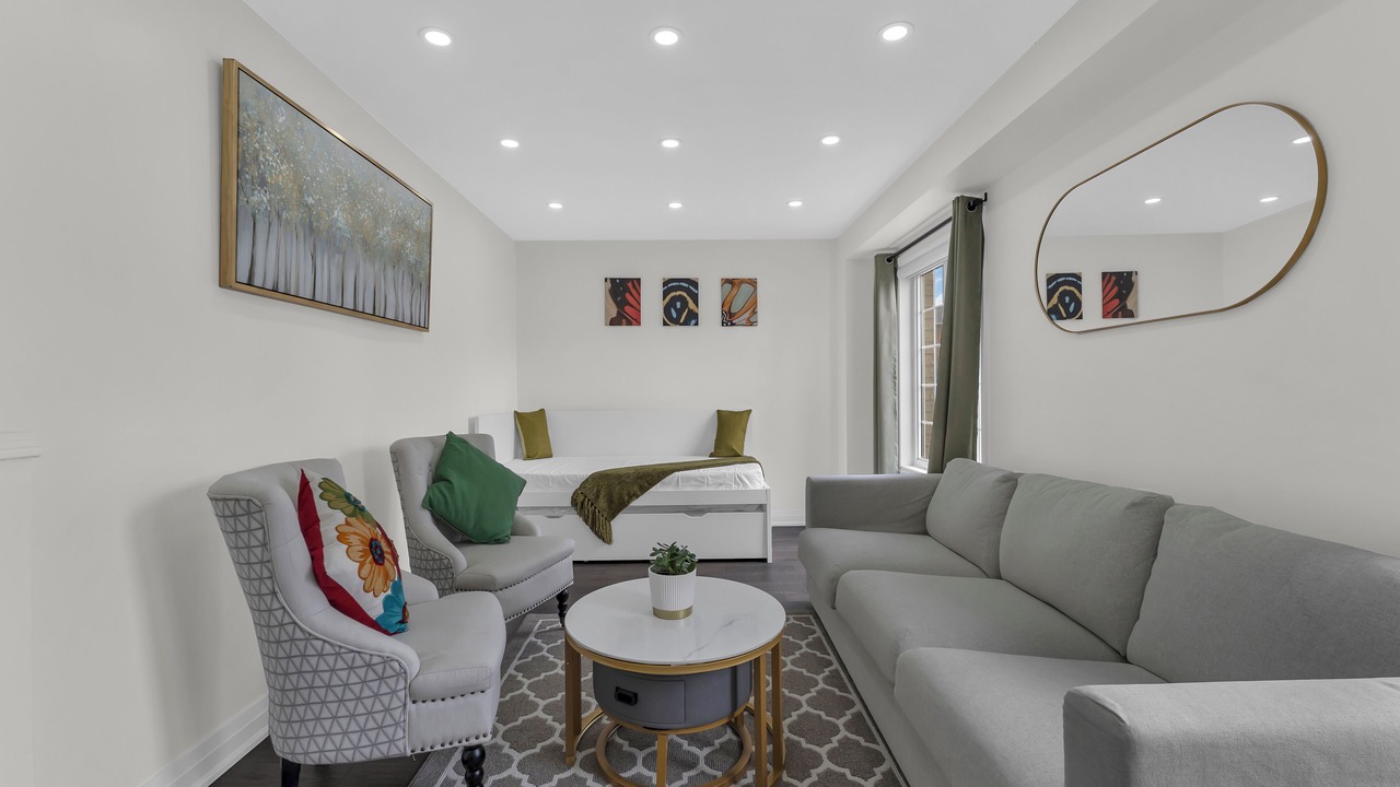 Photo of Livingroom in Brampton