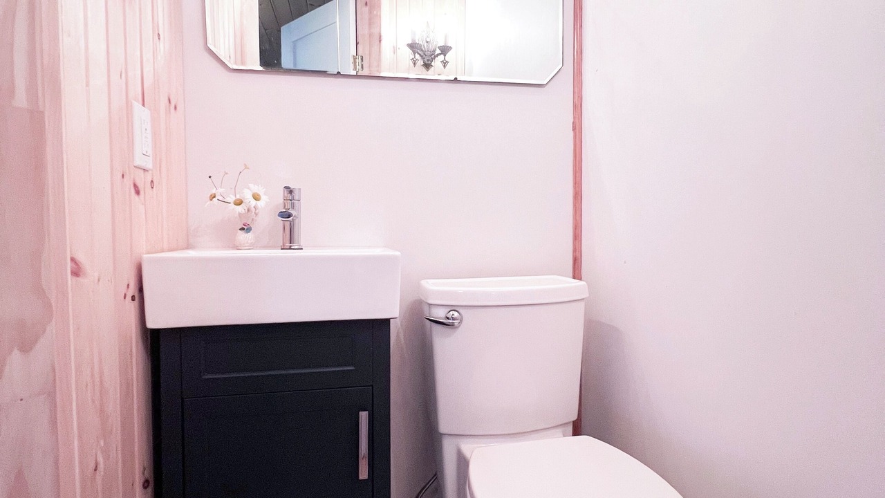 Photo of Bathroom in The Archipelago
