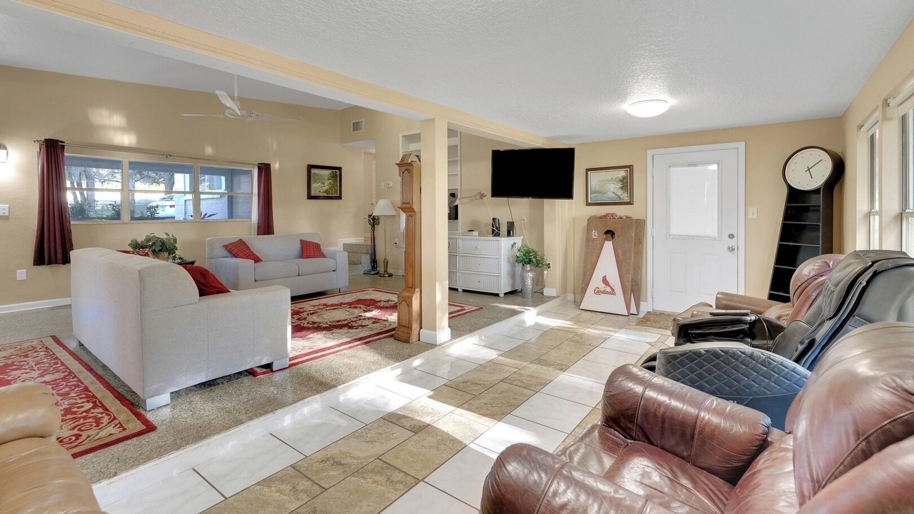 Photo of Livingroom in Fairvilla
