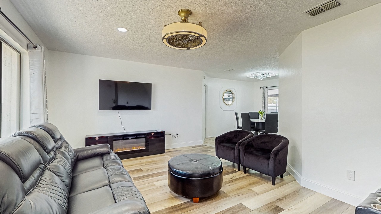 Photo of Livingroom in Indian Ridge