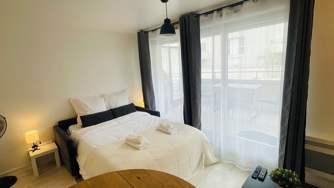 Photo of Bedroom in Villemomble