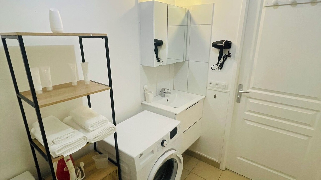 Photo of Bathroom in Villemomble