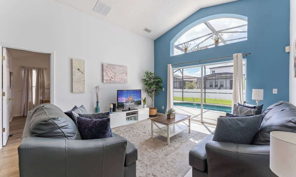 Photo of Bedroom in Seasons
