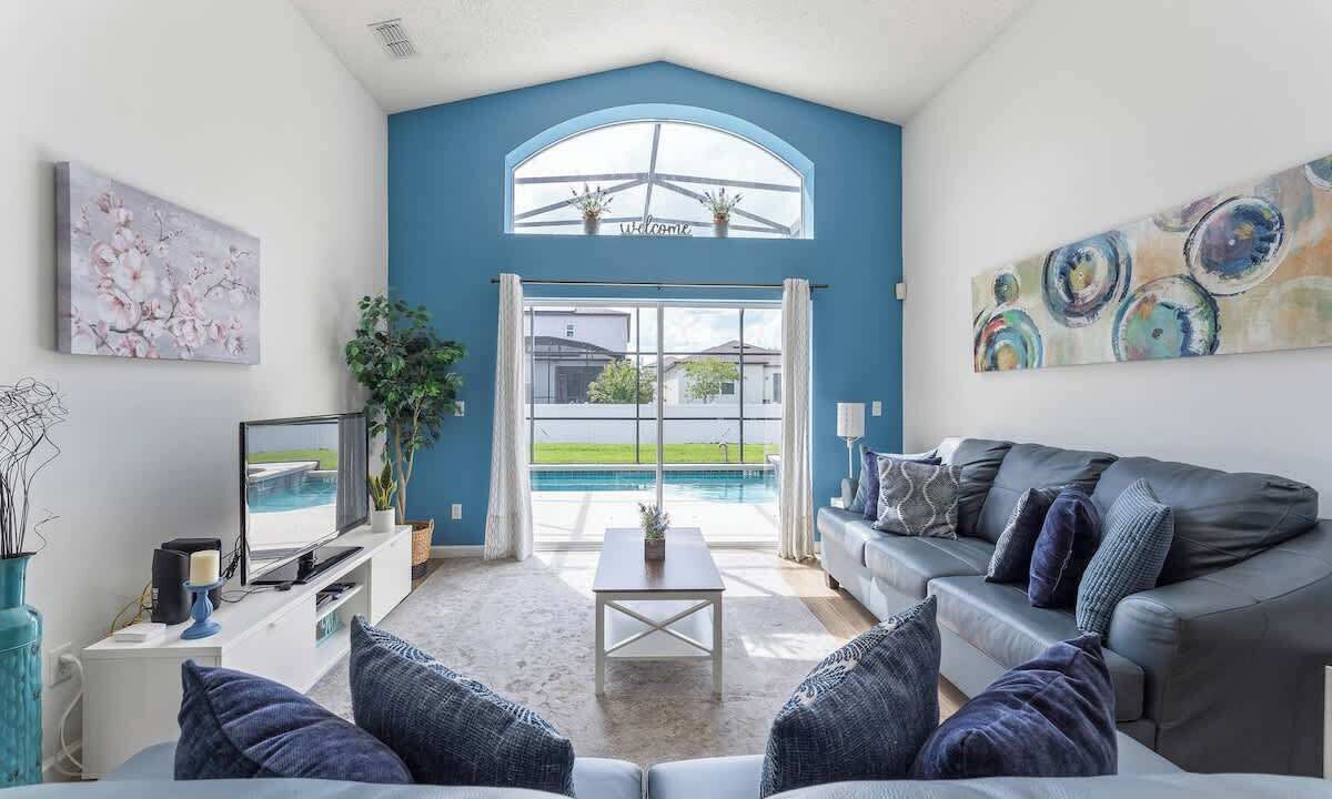 Photo of Bedroom in Seasons