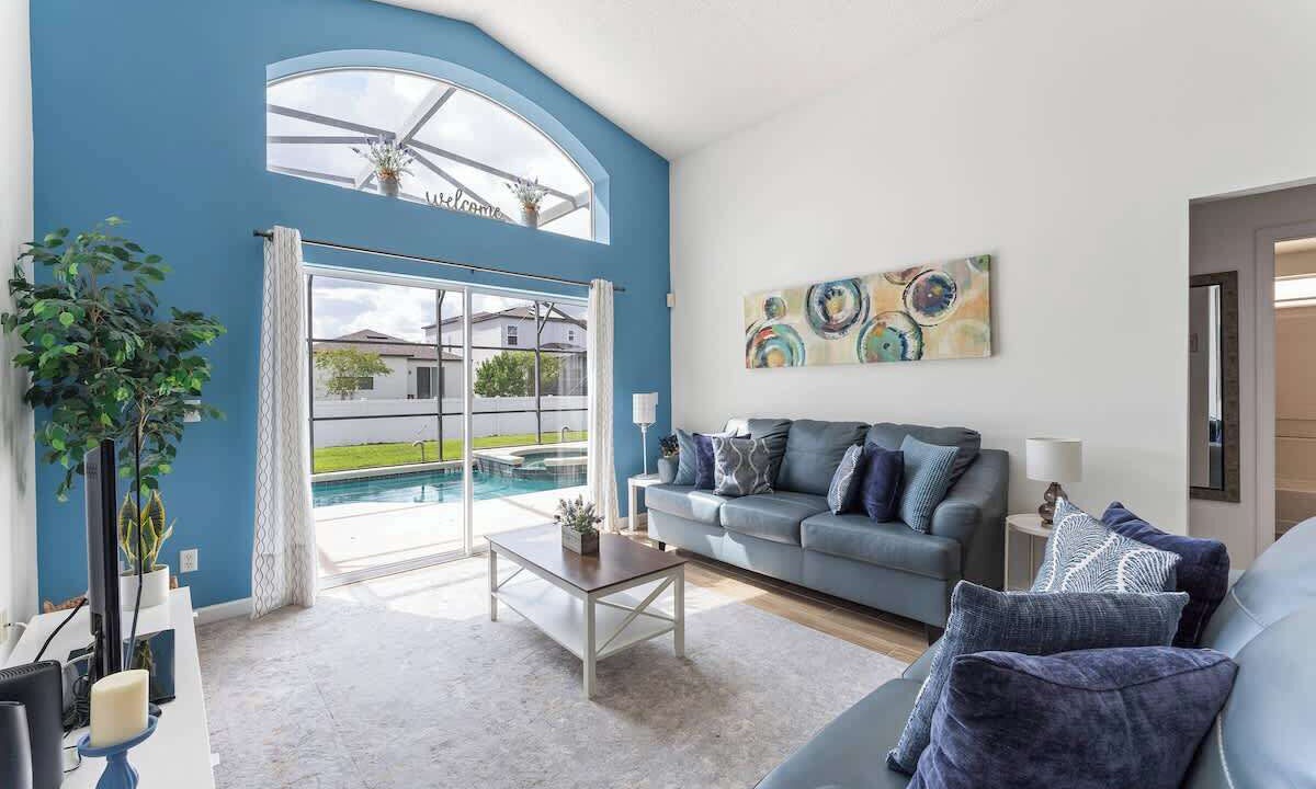 Photo of Bedroom in Seasons