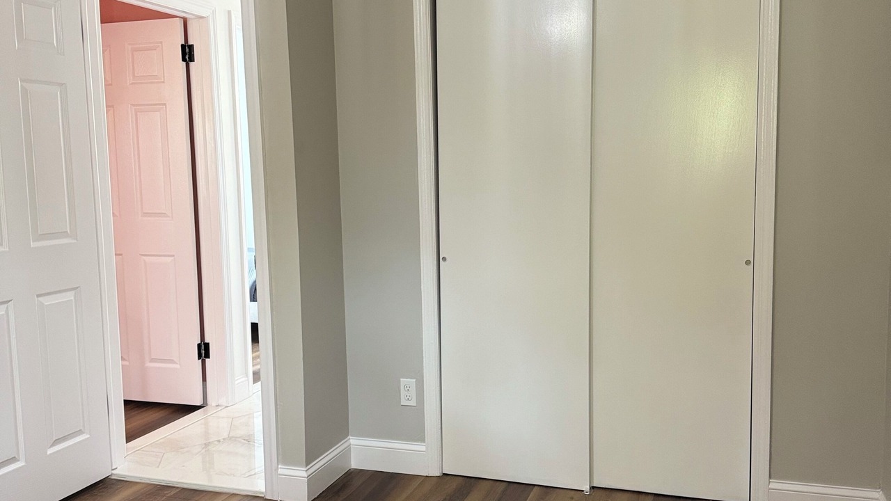 Photo of Bedroom in Hempstead