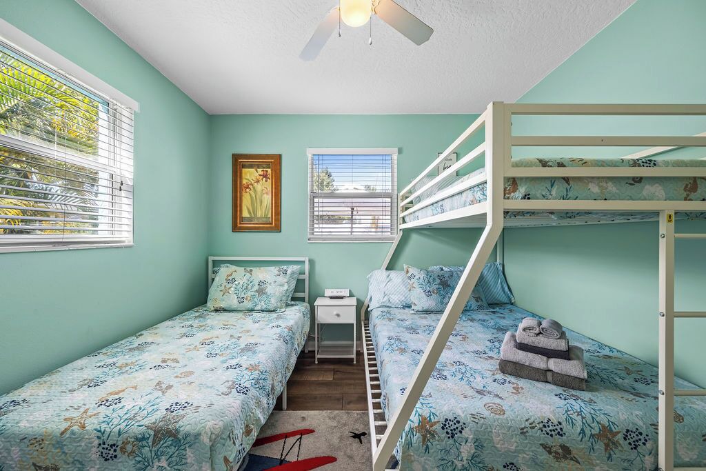 Photo of Bedroom in Tropic