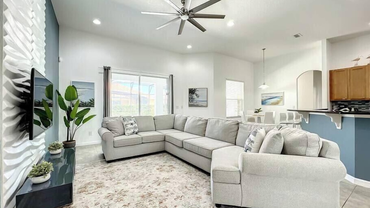Photo of Livingroom in Sunridge Woods