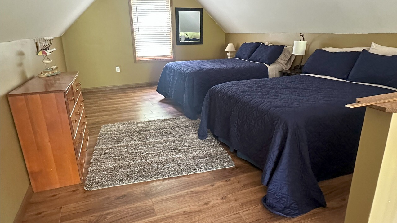 Photo of Bedroom in Greentown