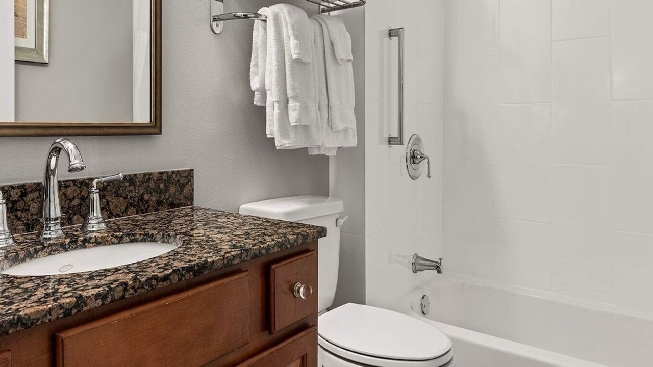 Photo of Bathroom in Central Business District