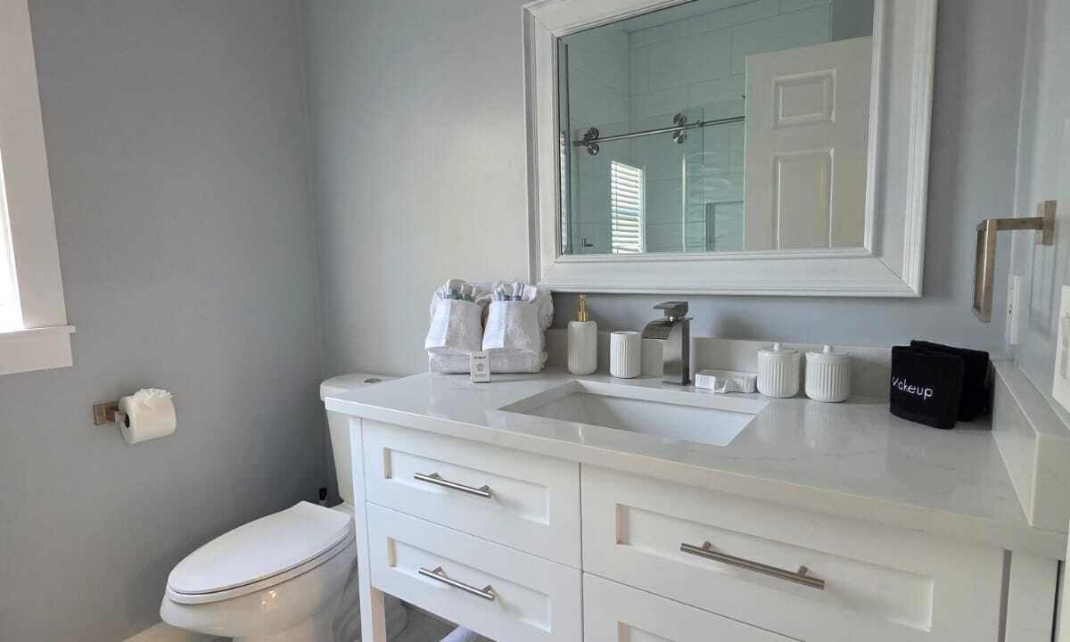 Photo of Bathroom in Pebble Point